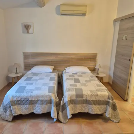 Mas Clement - Chambre Et Table D'Hotes LʼIsle-sur-la-Sorgue Buitenkant foto