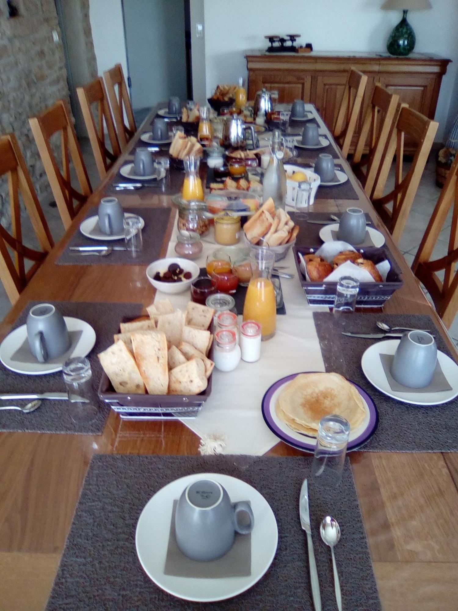 Mas Clement - Et Table D'hotes Bed & Breakfast *